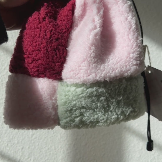 Send x Big Toe Beanie